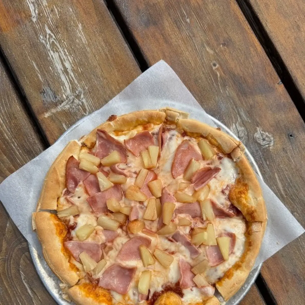 Hawaiian Pizza