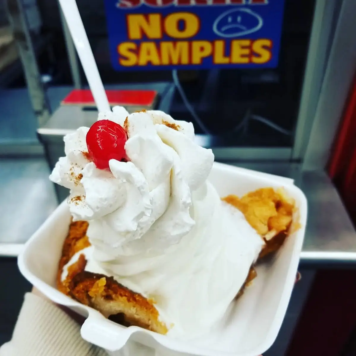 Hot Apple Pie Sundae