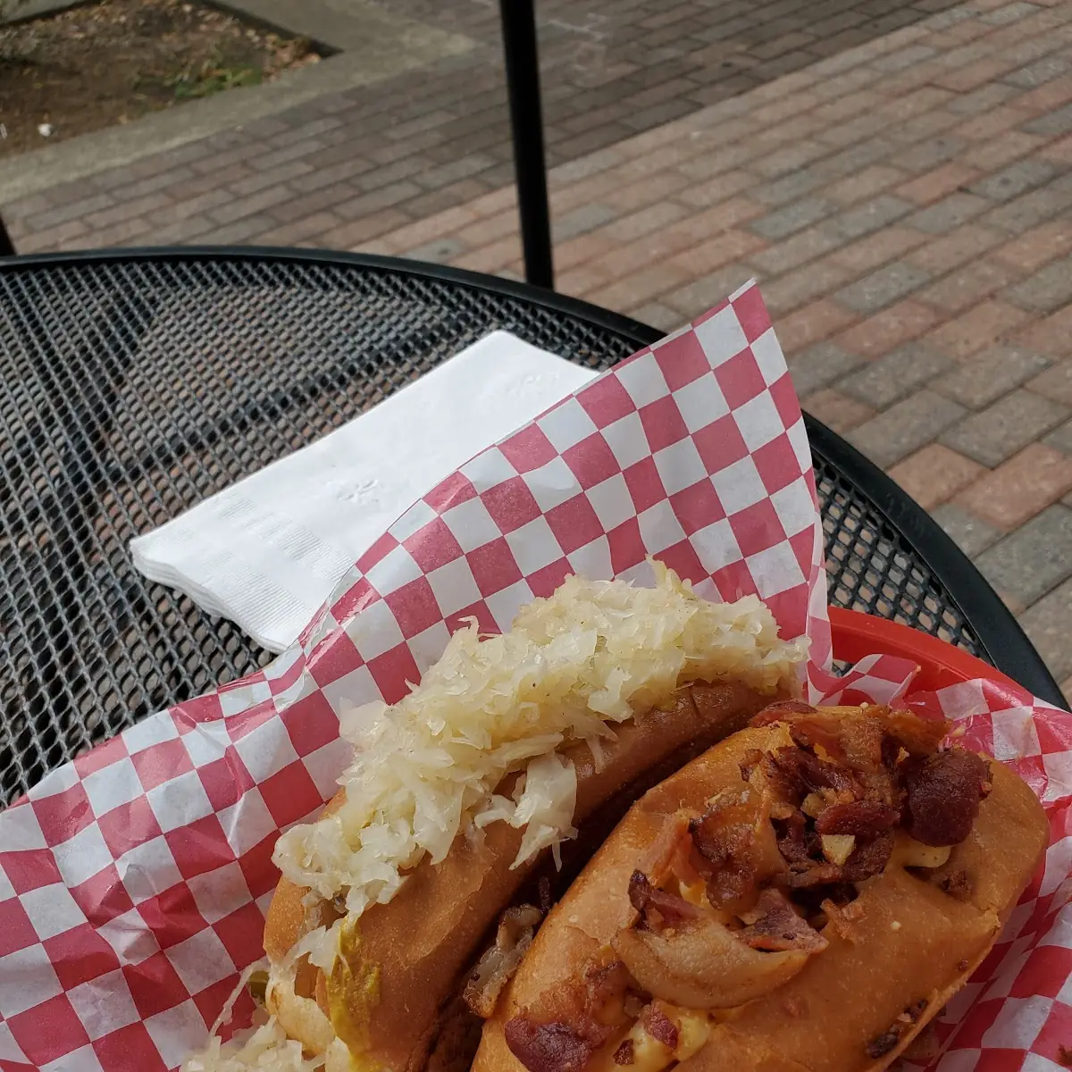Hotdog with Mac Cheese