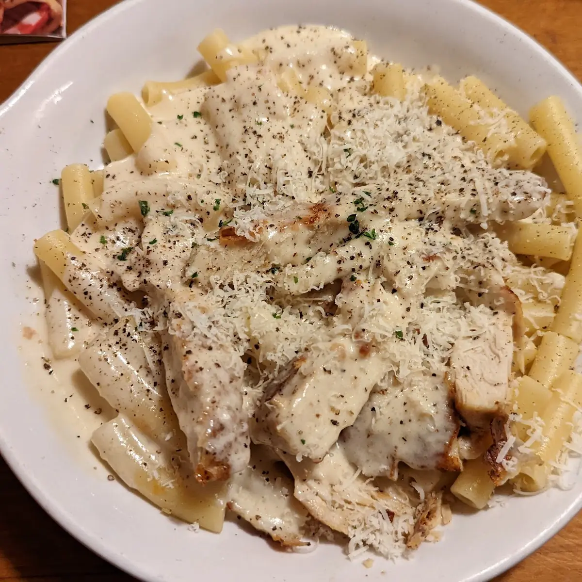 Chicken Alfredo Zitti Pasta