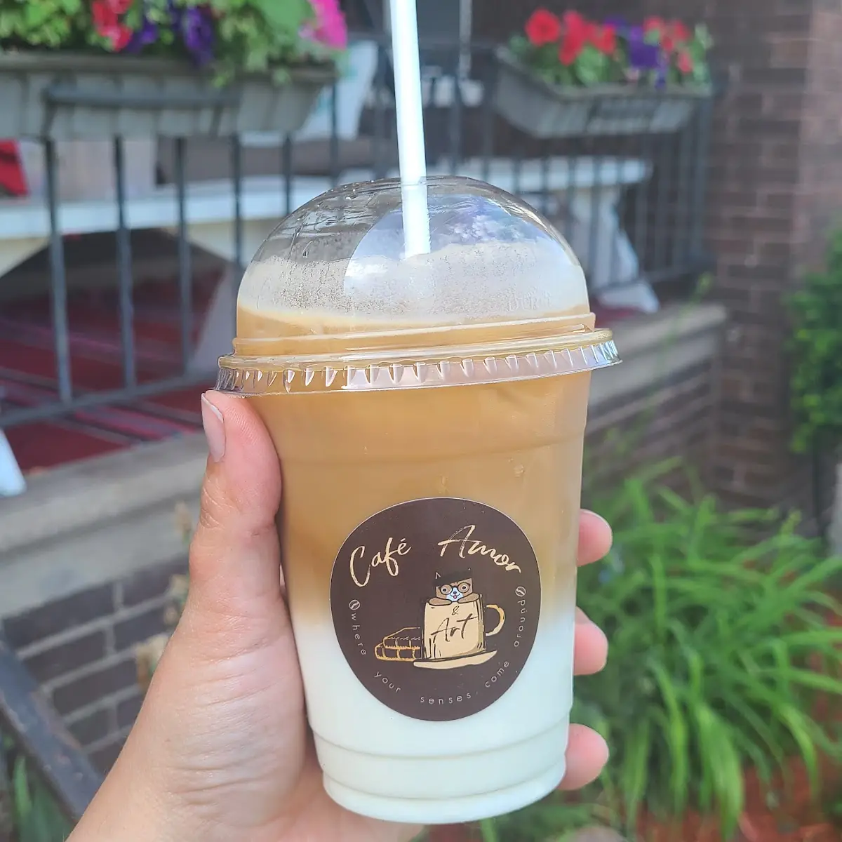 Iced Caramel Macchiato