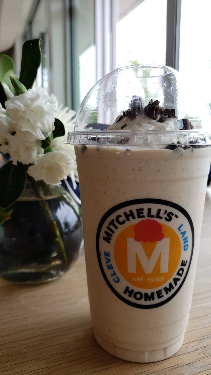 Peanut Butter Milkshakes