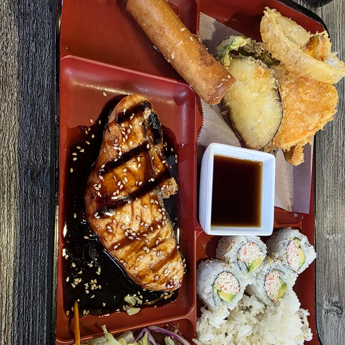 Lunch Salmon Bento