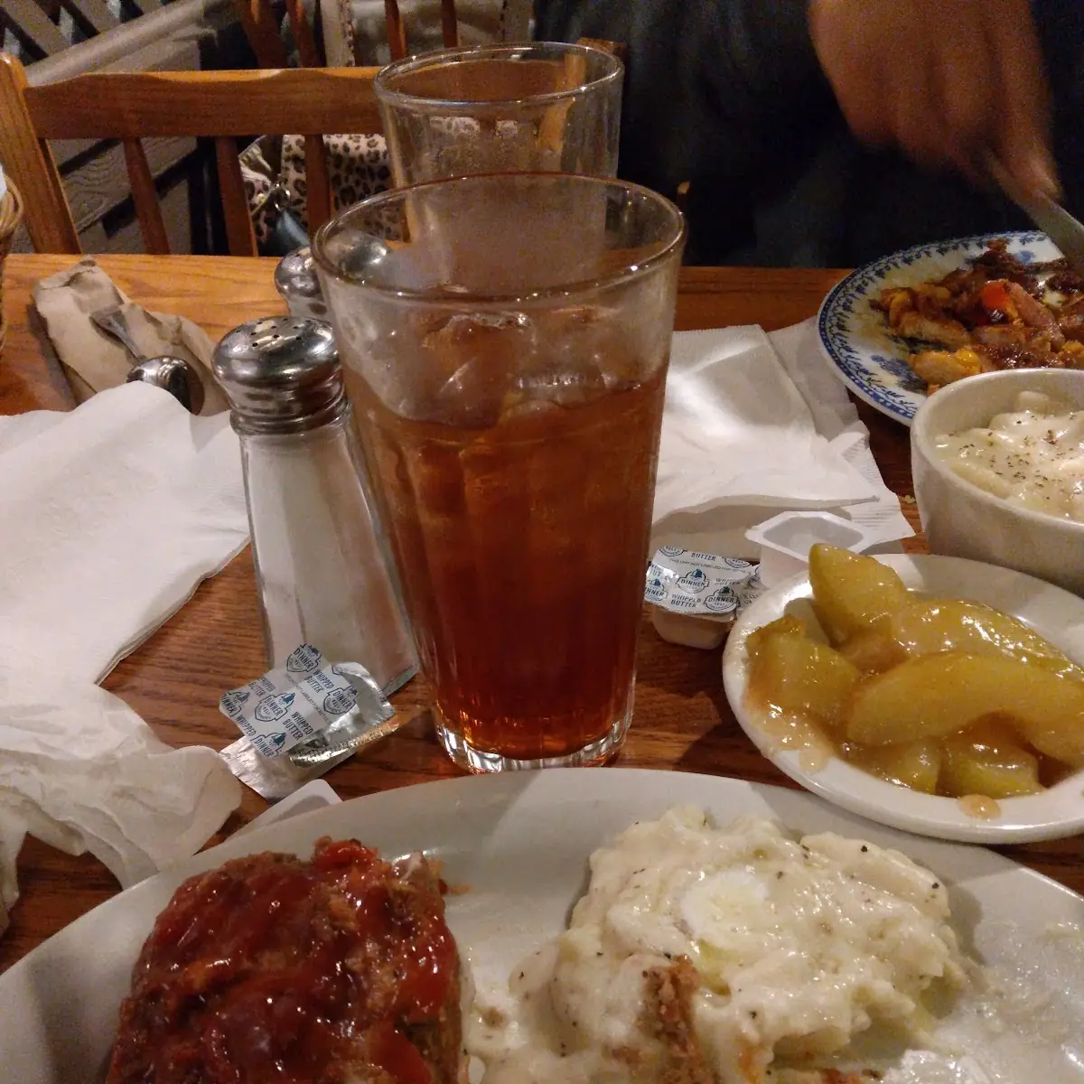 Smokehouse Grilled Chicken & Mashed Potatoes