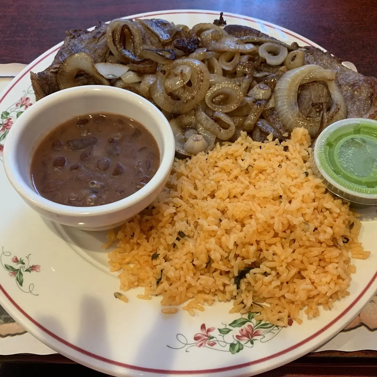 6a- Bistec Encebollado 6a- Steak with Onions