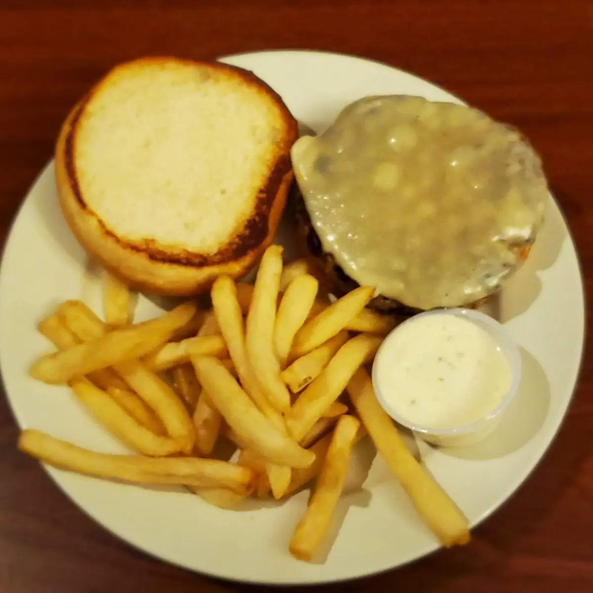Classic Cheeseburger