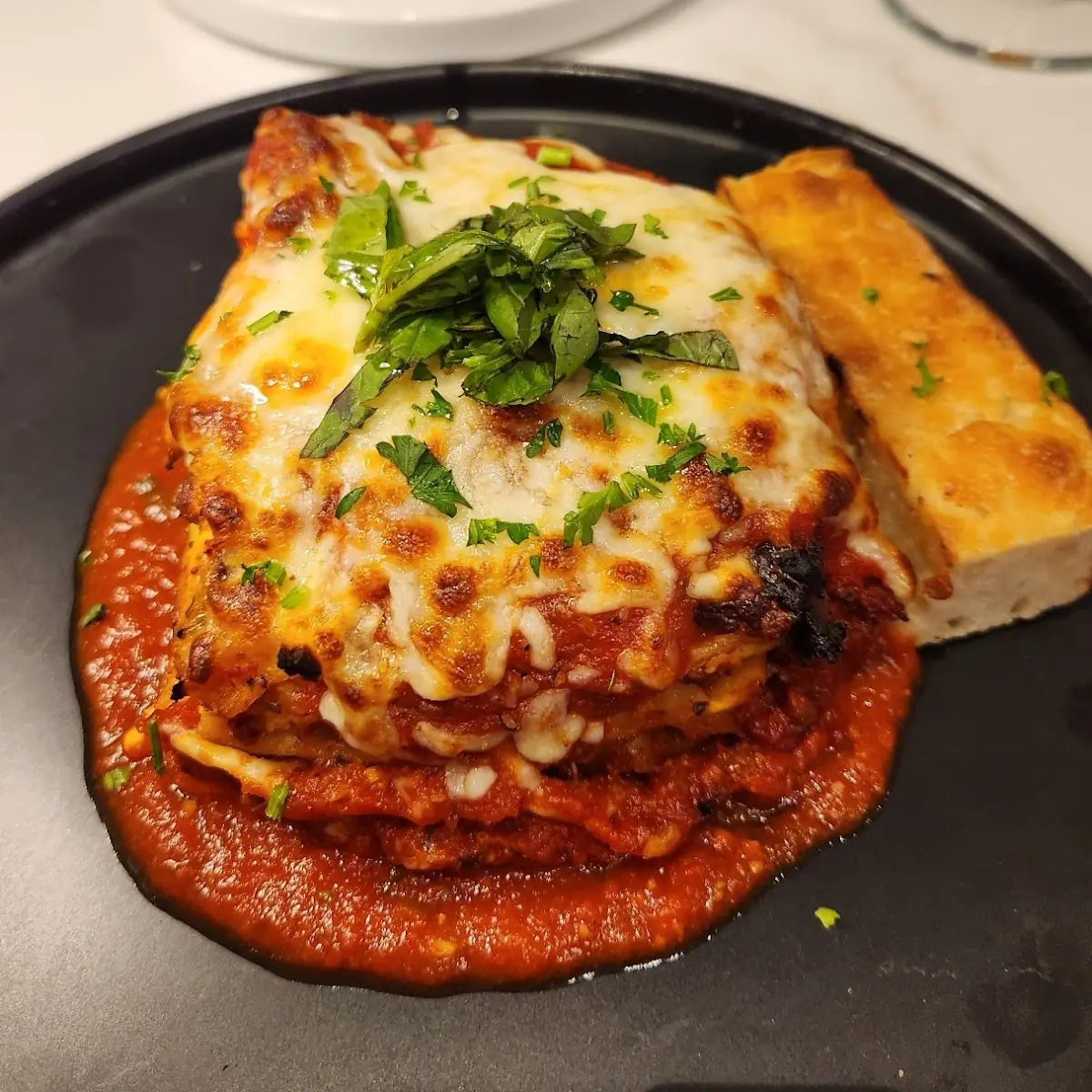 Layered Lasagna with Garlic Bread