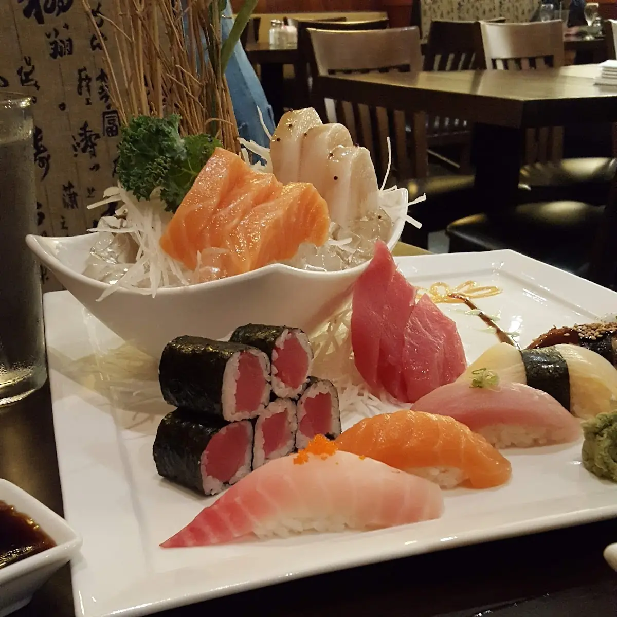 Sushi & Sashimi Combo