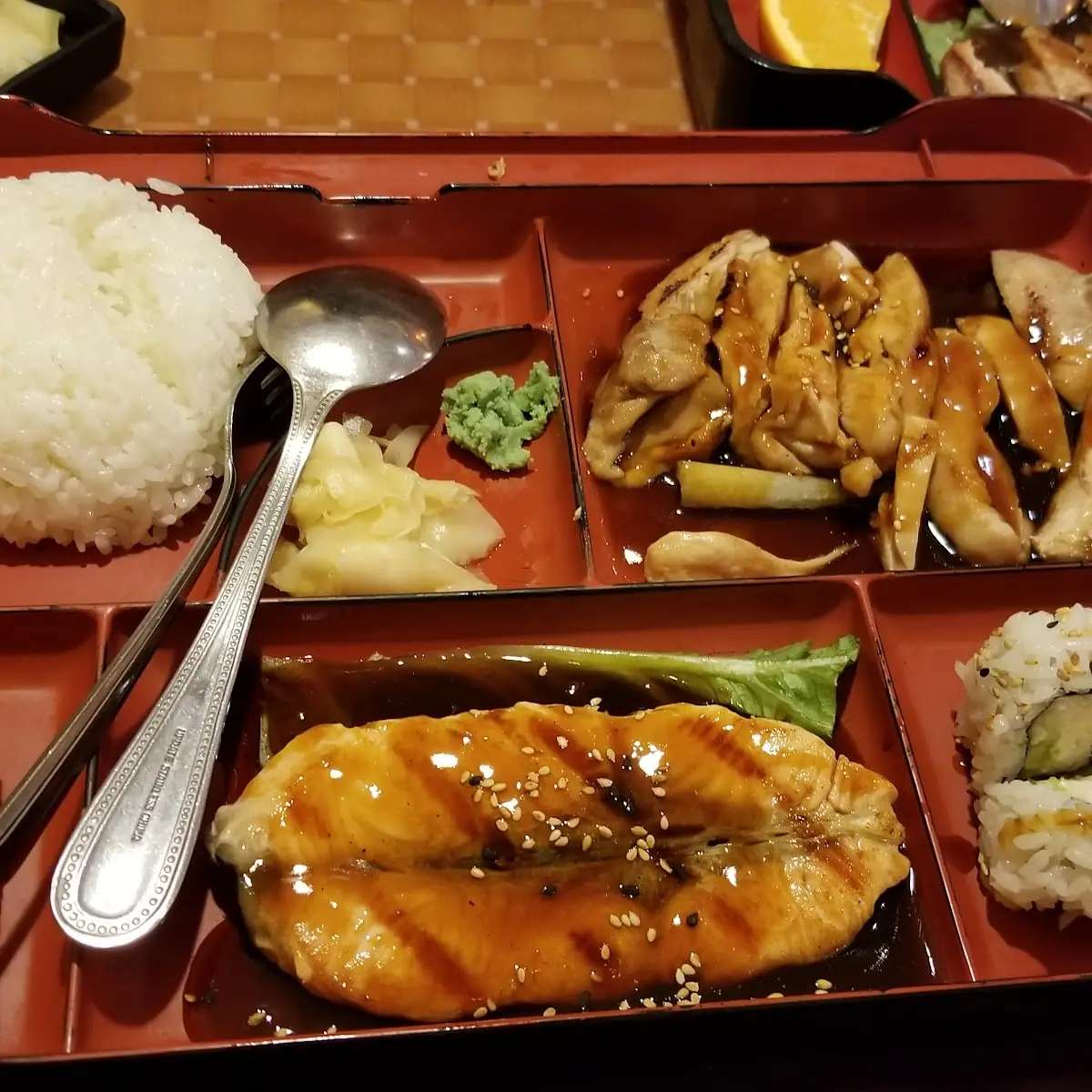 Bento Box with Teriyaki Chicken & Tempura