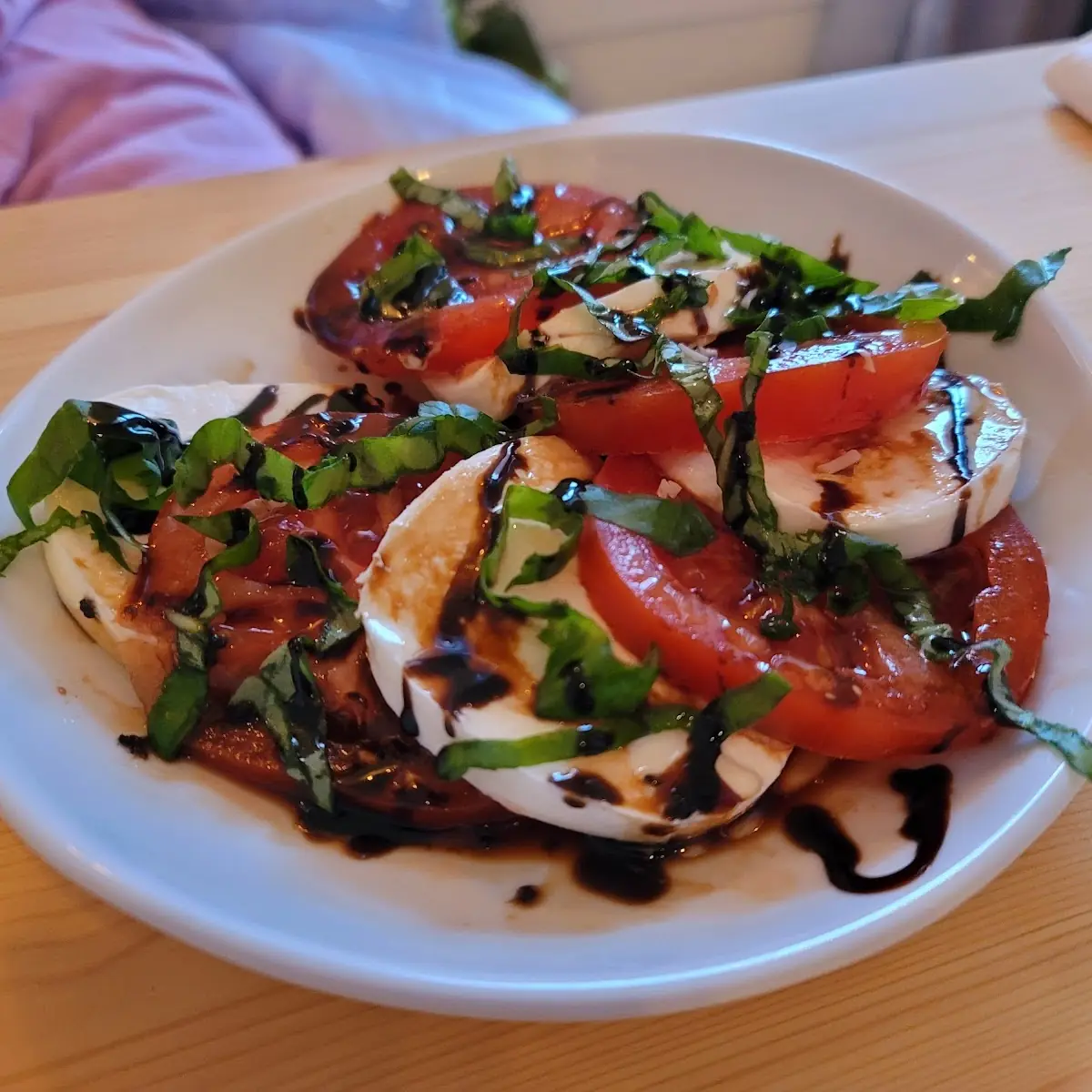 Fresh Mozzerella Tomato Caprese Salad
