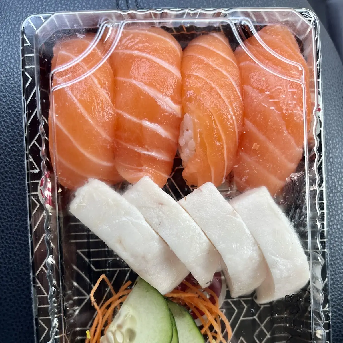 Salmon Nigiri