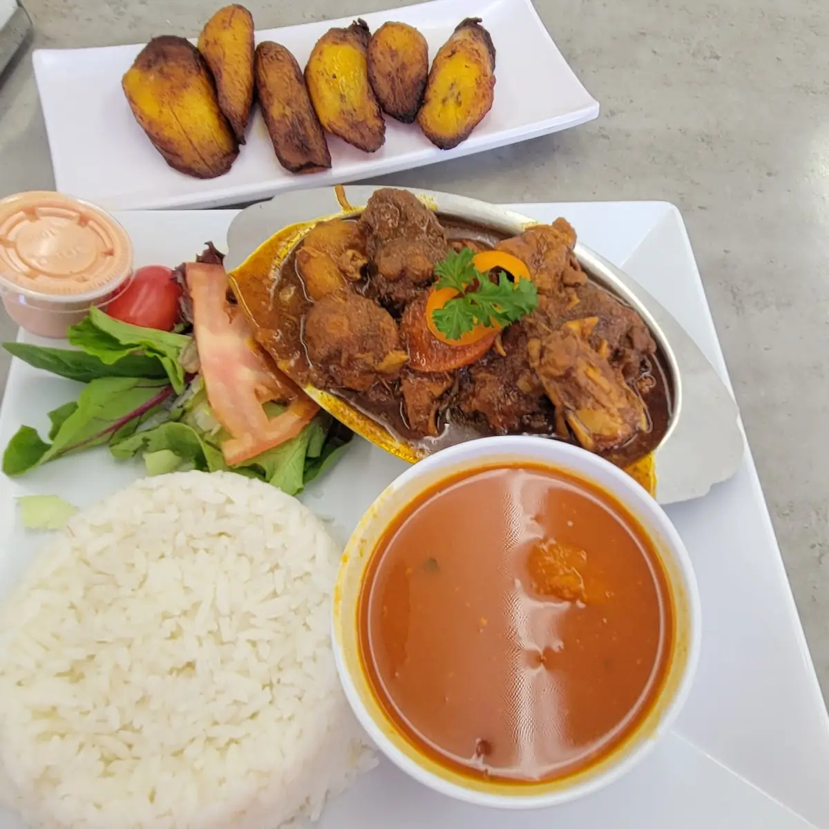 Pollo Guisado