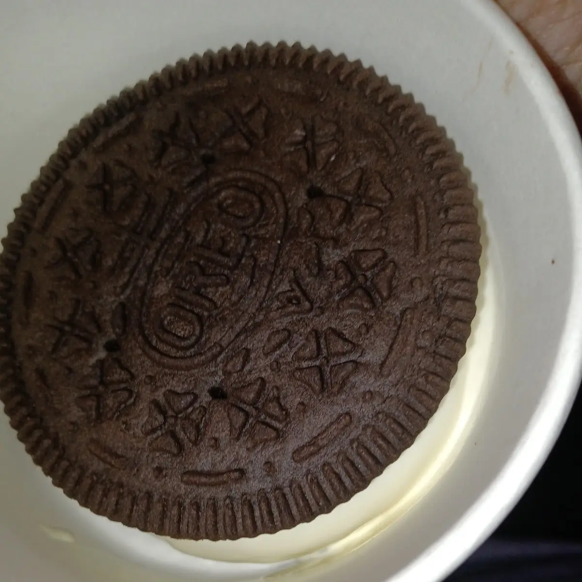 Oreo Cookie Sandwich with Vanilla Custard