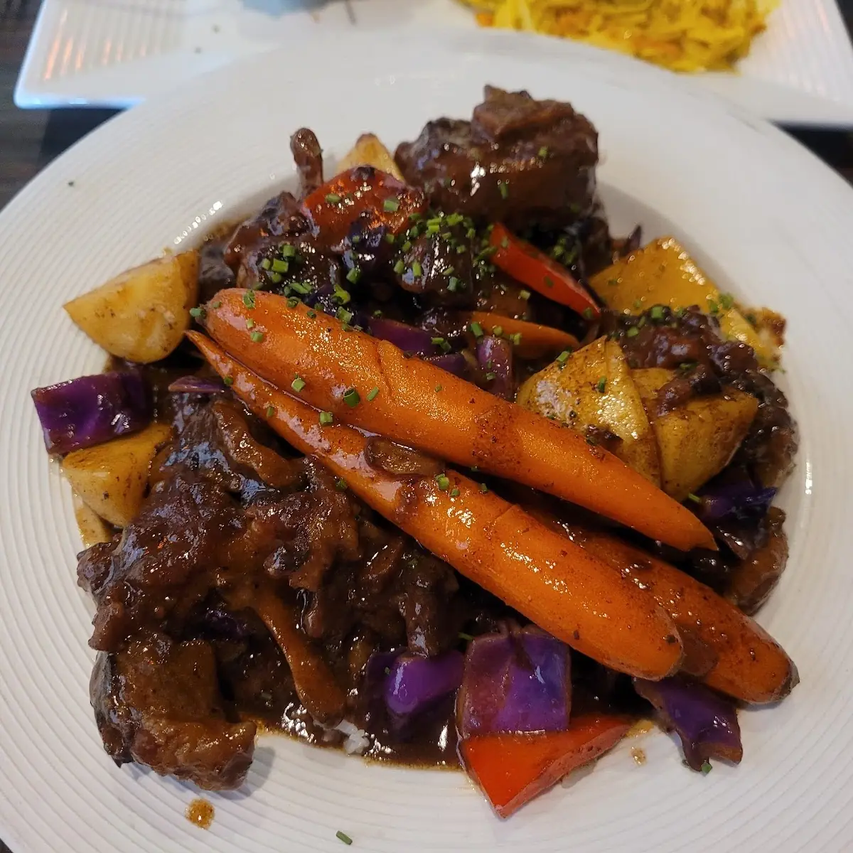 Stewed Oxtail over White Rice