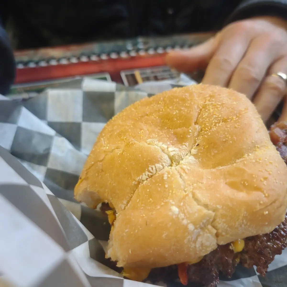 Leota Burger