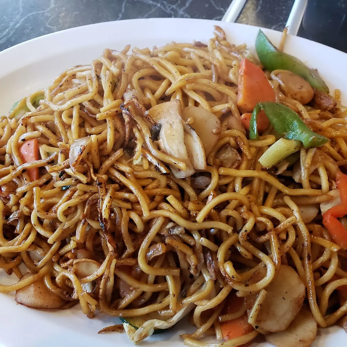 Lo Mein