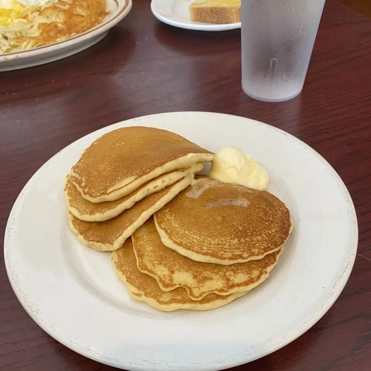 Short Stack Pancakes (2)