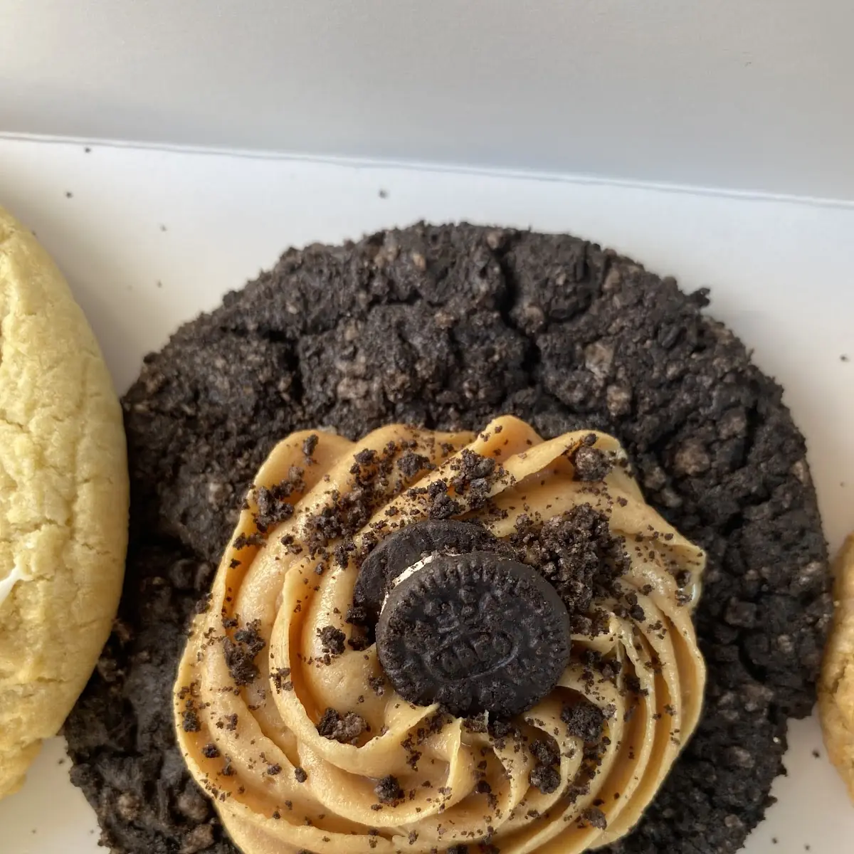 Peanut Butter ft Oreo Cookie