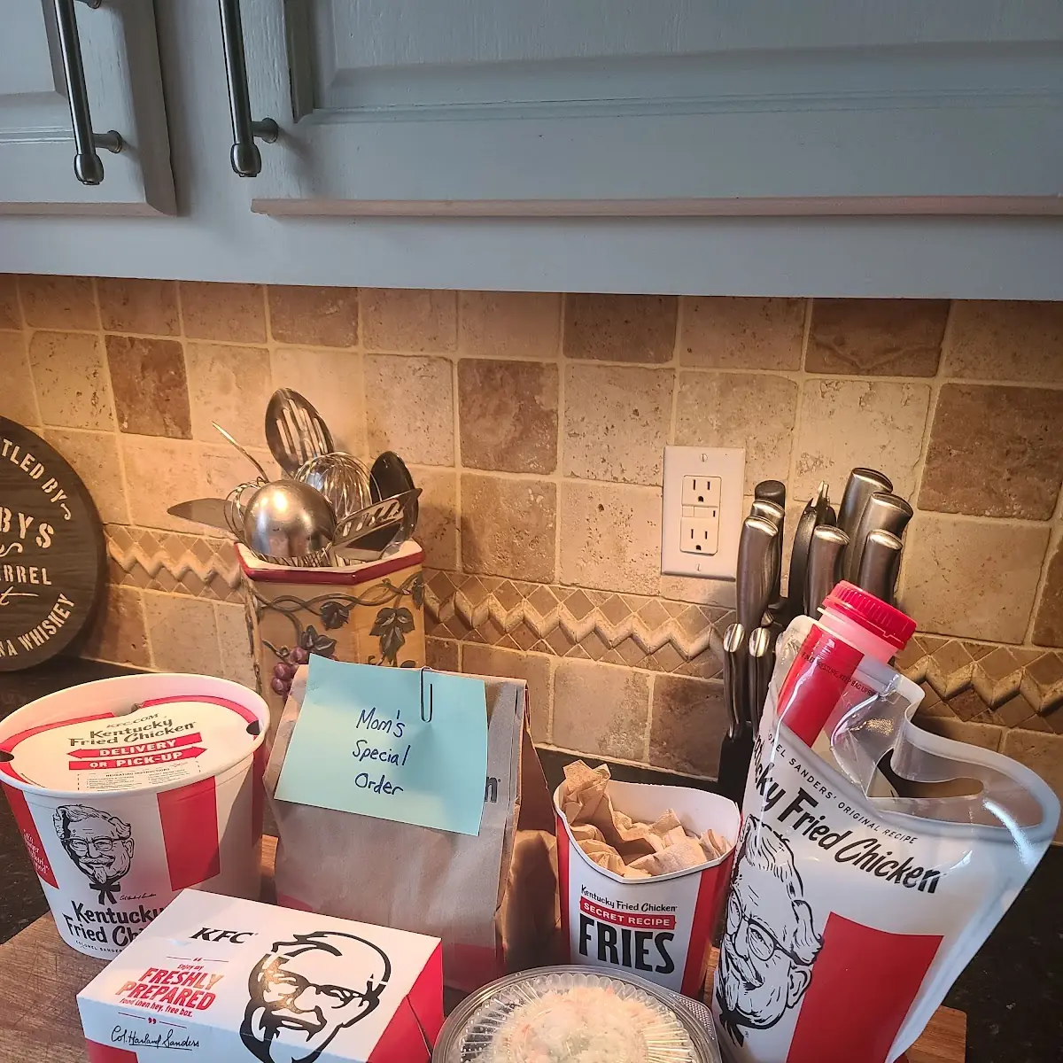 KFC 8 Piece Family Bundle
