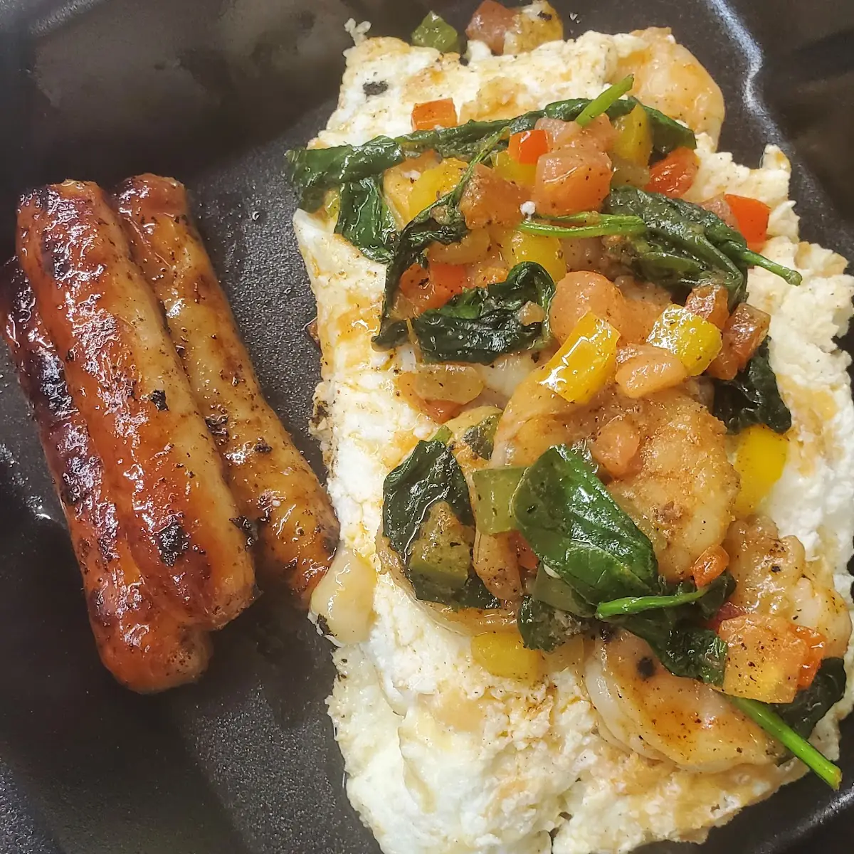 Cru Brunch Egg White Veggie Omelet with Pepper Jack Cheese Alongside Sauge Links