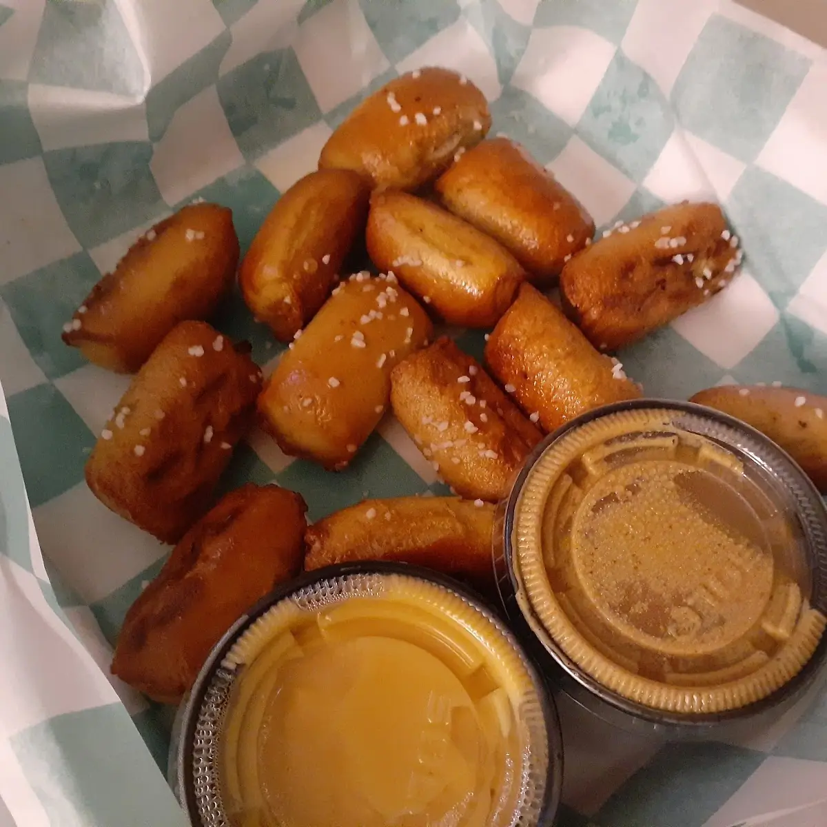 Pretzel Bites
