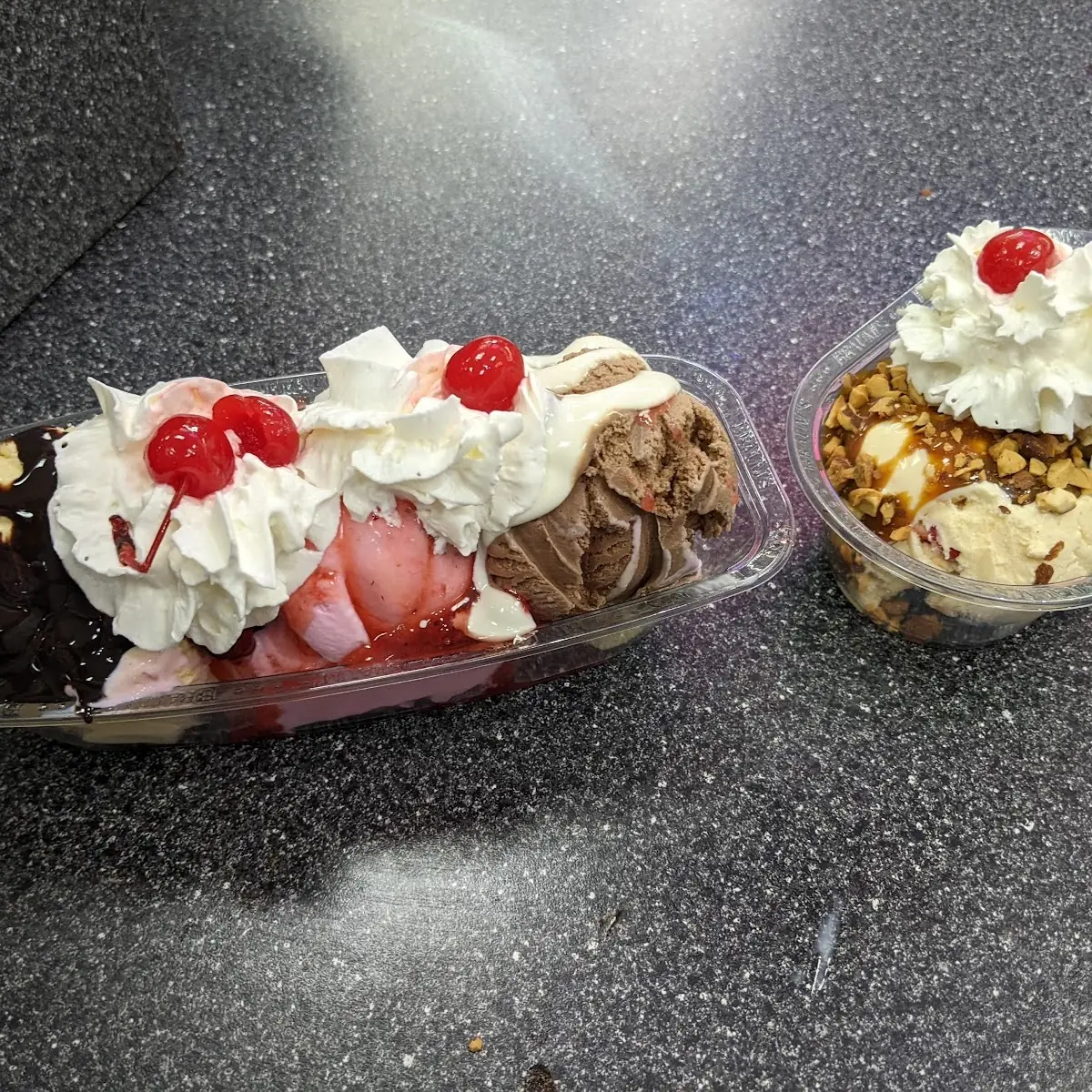 Chocolate Fudge Sundaes