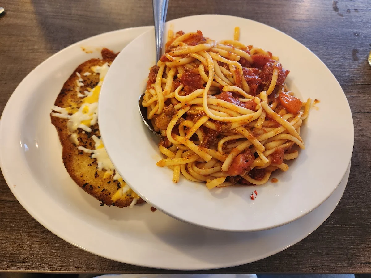 Spaghetti, Phil's Family Restaurant
