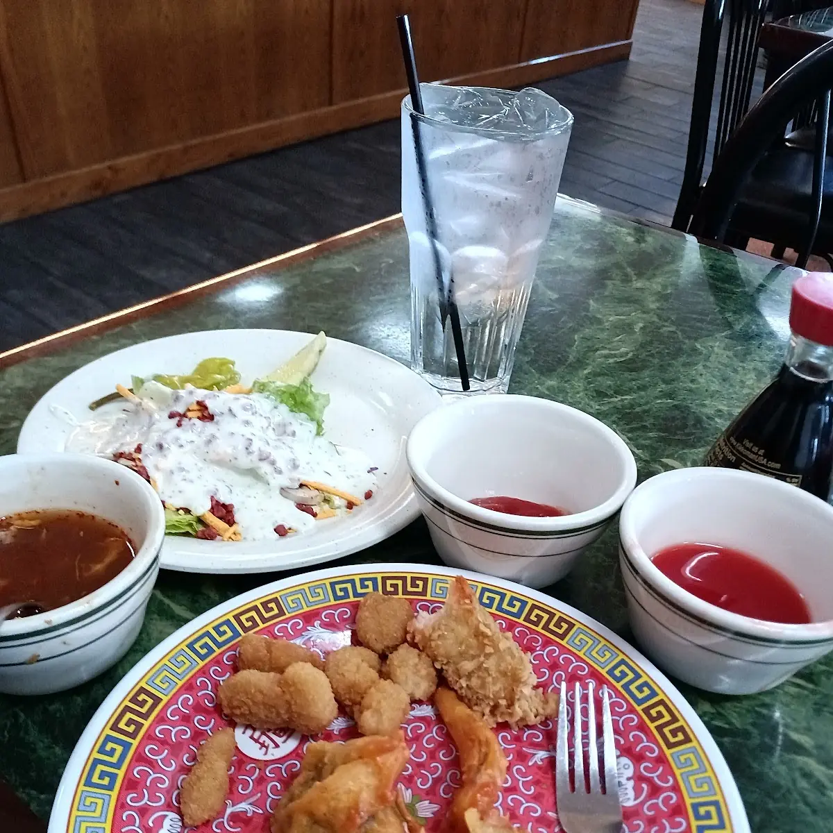 Hot and Sour Soup and Salad Combo