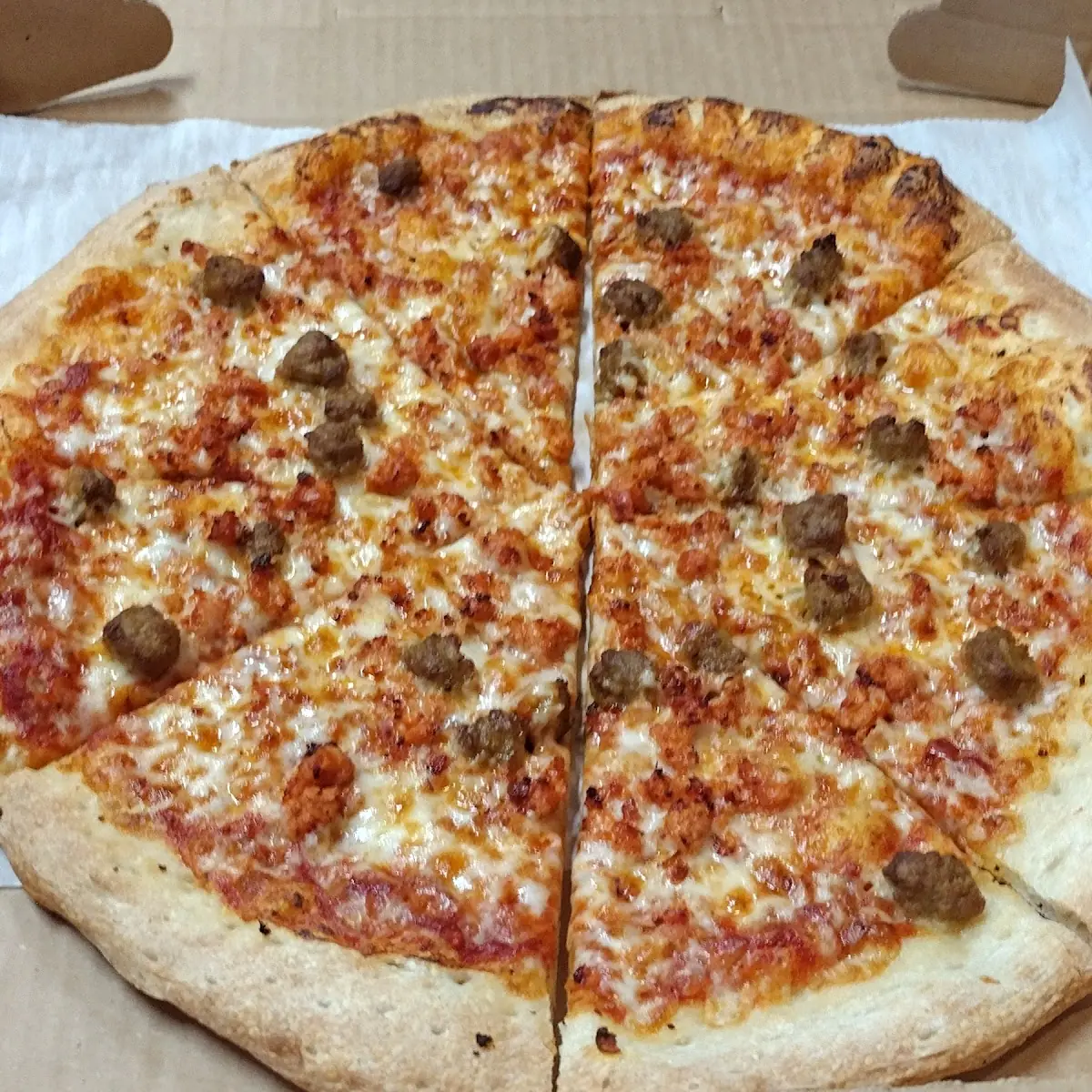 Linguiça and Sausage Pizza