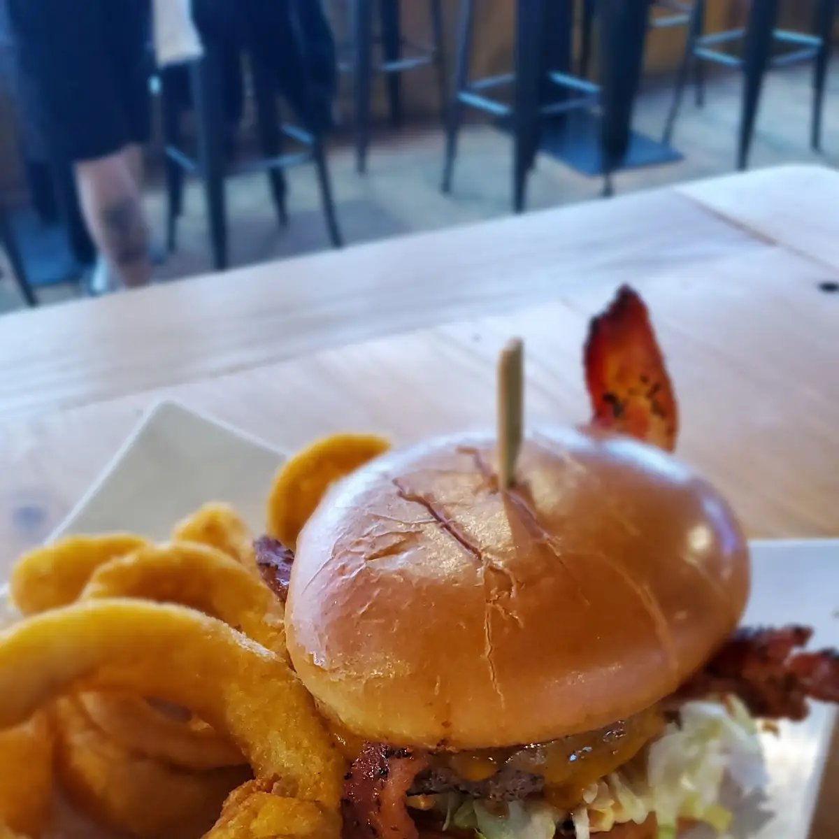 Buds Backyard Burger