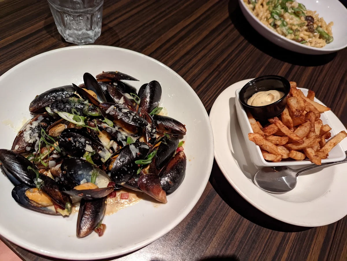 Moules Du Chef, Le Macintosh Pub Bromont Inc.