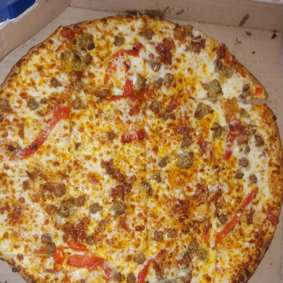Premium Chicken Top Pizza