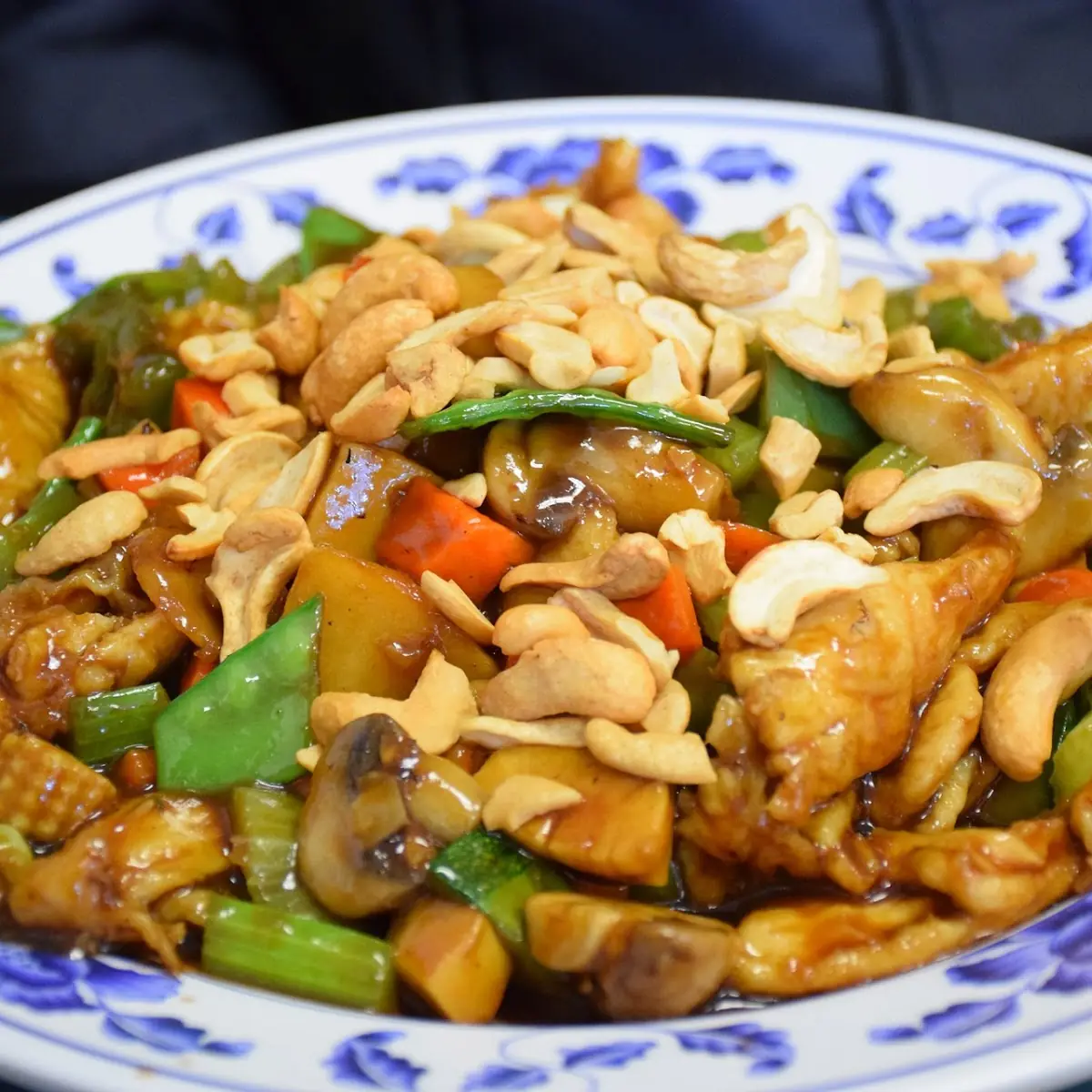 Chicken with Cashew Nuts