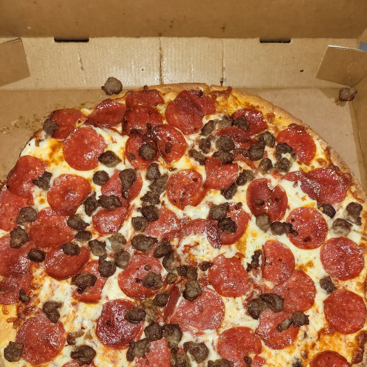 Thin Crust Pizza