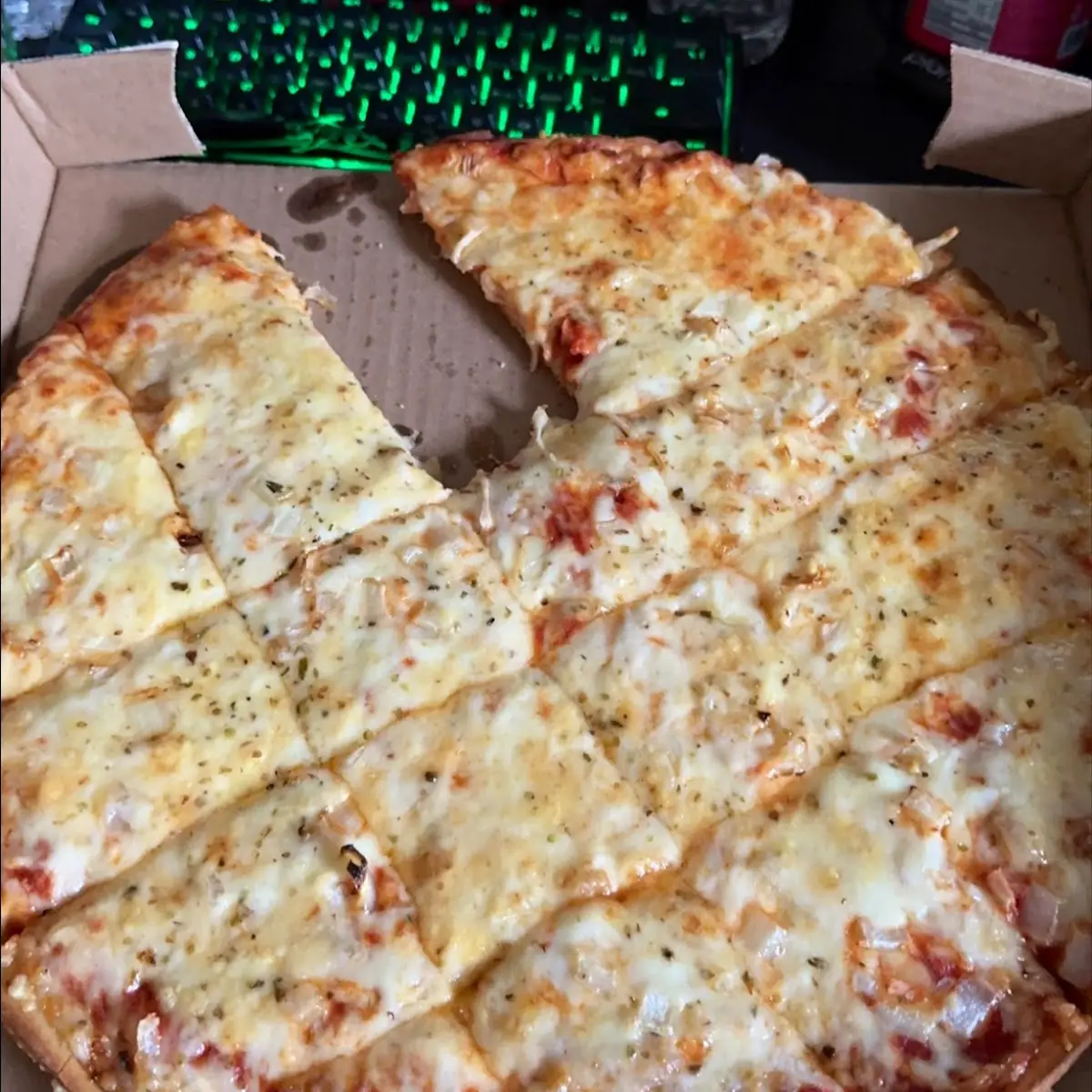 Thin Crust Pizza