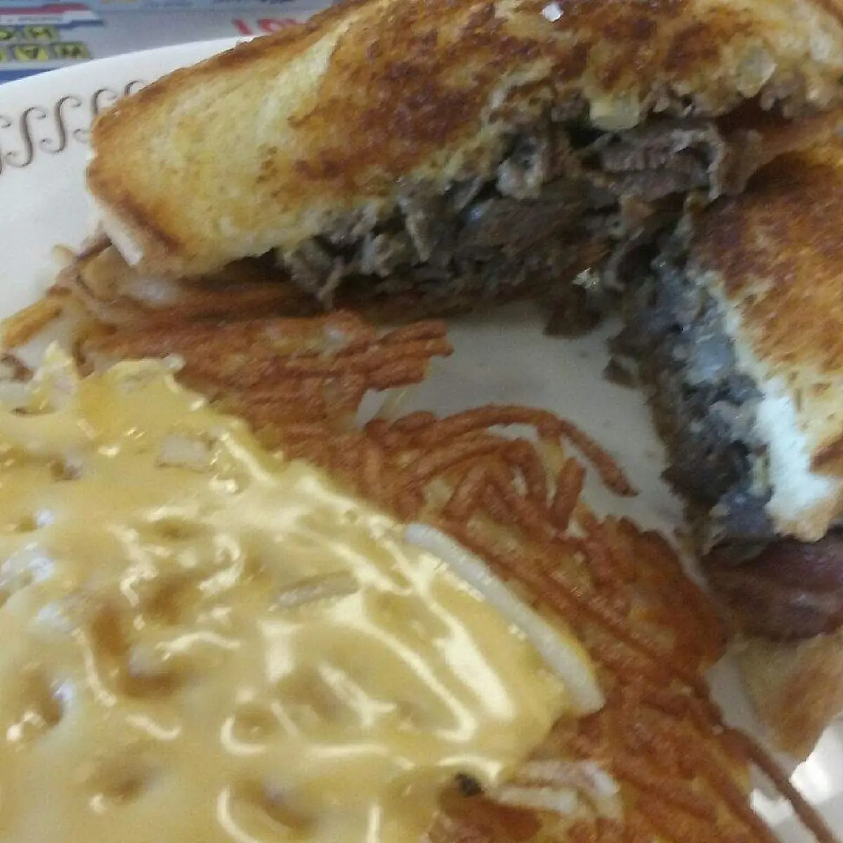 Patty Melt with Scattered Smothered Hashbrowns
