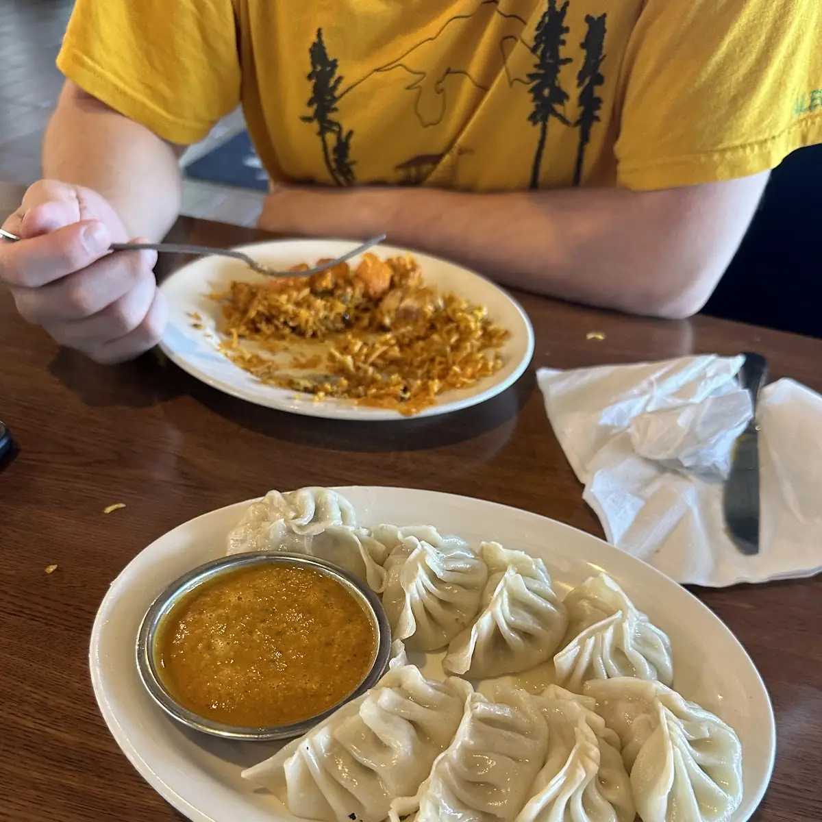 Vegetable Momos with Dipping Sauce