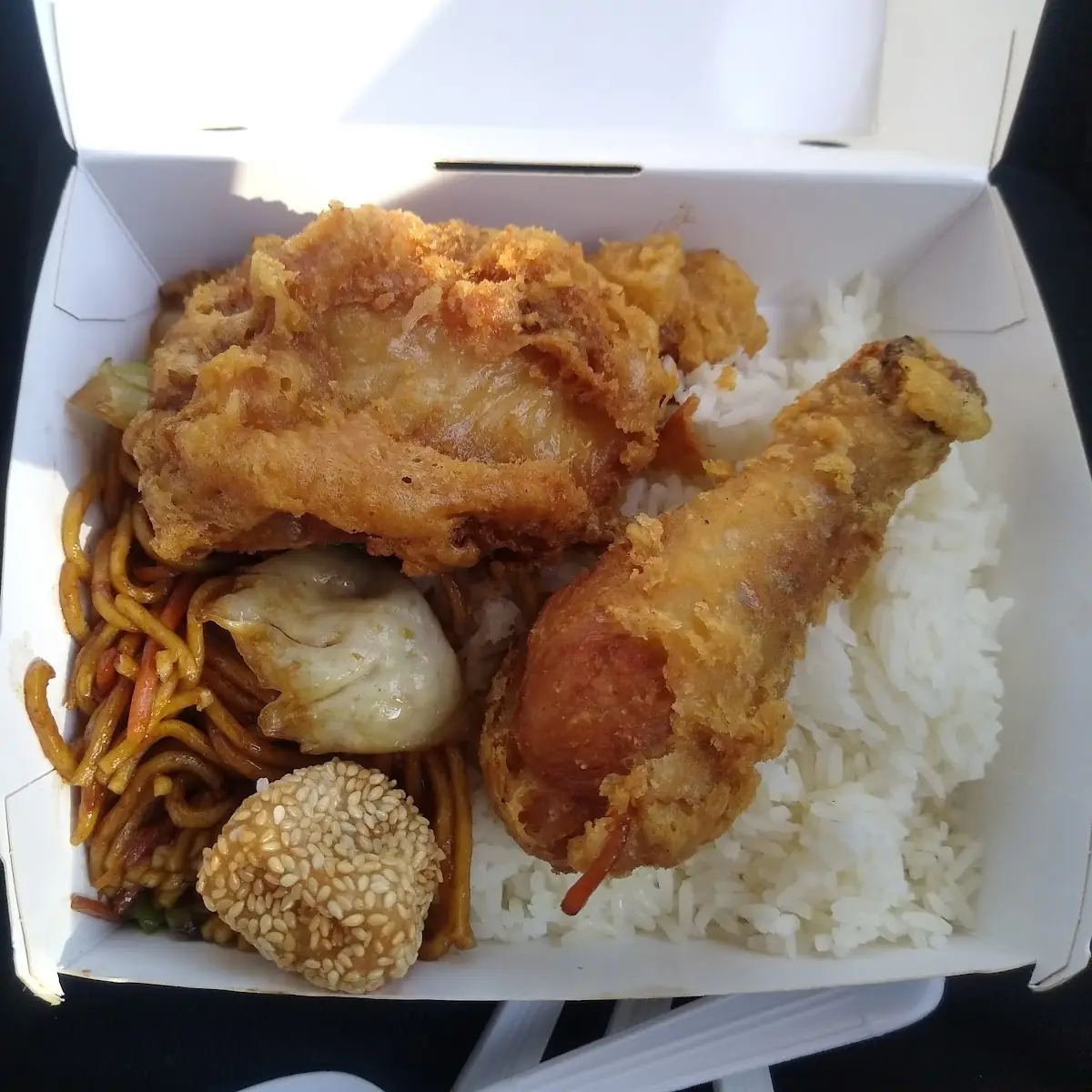 Combination Fried Chicken Pansit