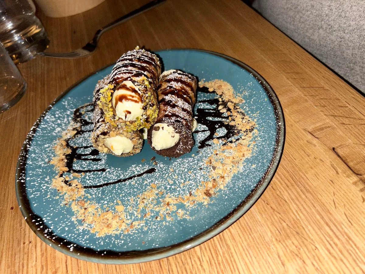Cannoli
