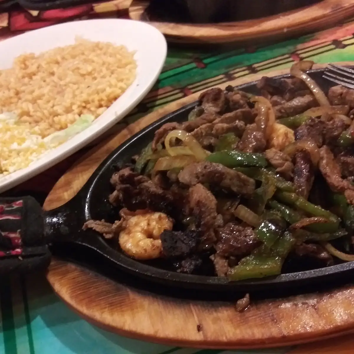 Steak & Shrimp Fajitas
