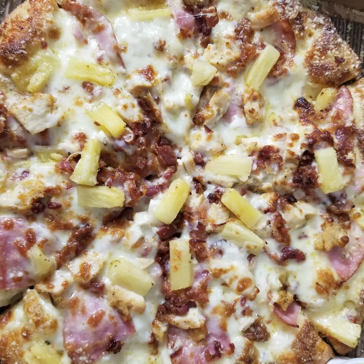 Hawaiian Chicken Pizza