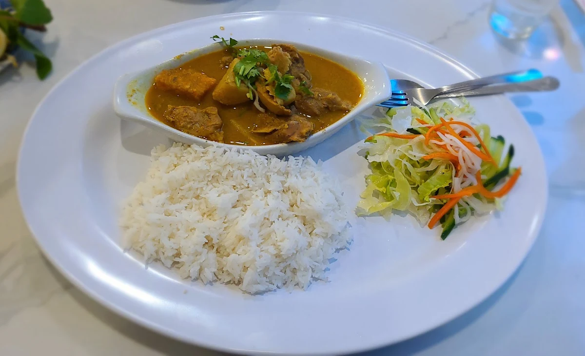 Chicken Curry, Pho Khanh Express (Beatty)