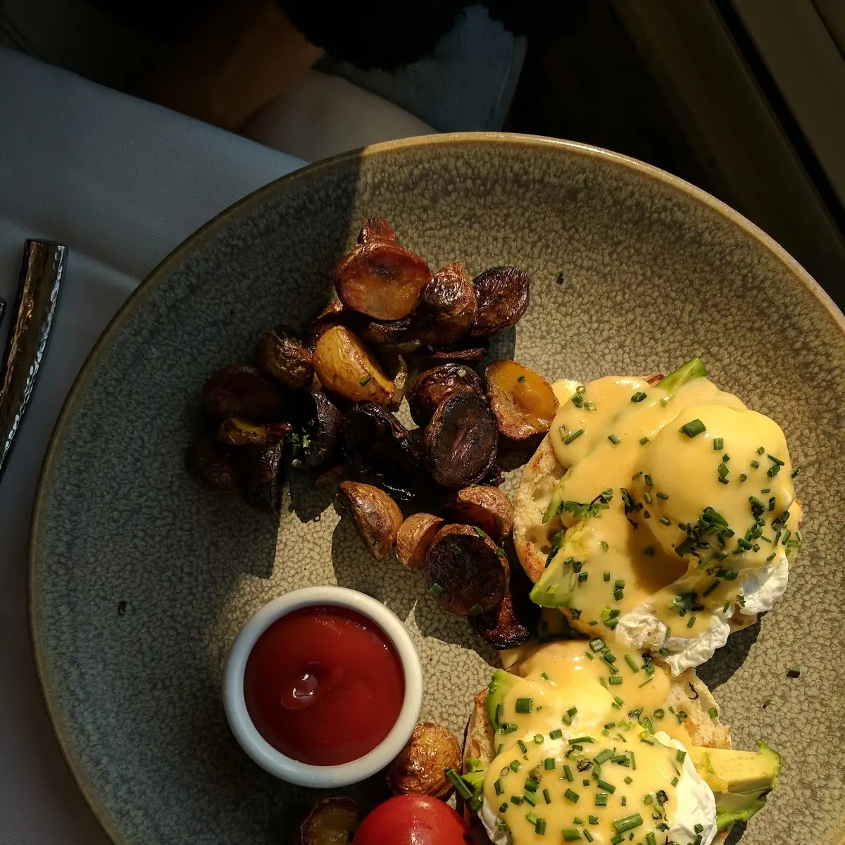 Eggs Benedict with Crab Meat