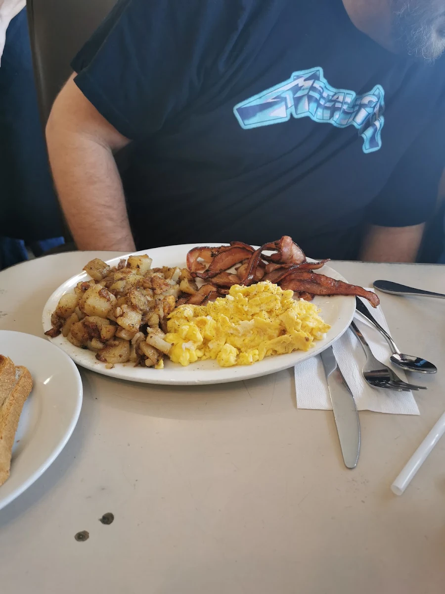 Toasted Western with Home Fries