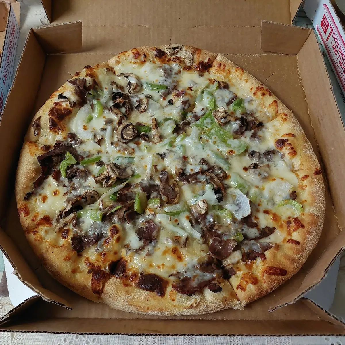 Pilly Cheesesteak Pizza