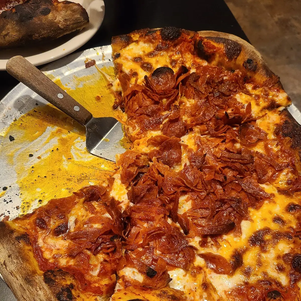 Large Pepperoni Pizza