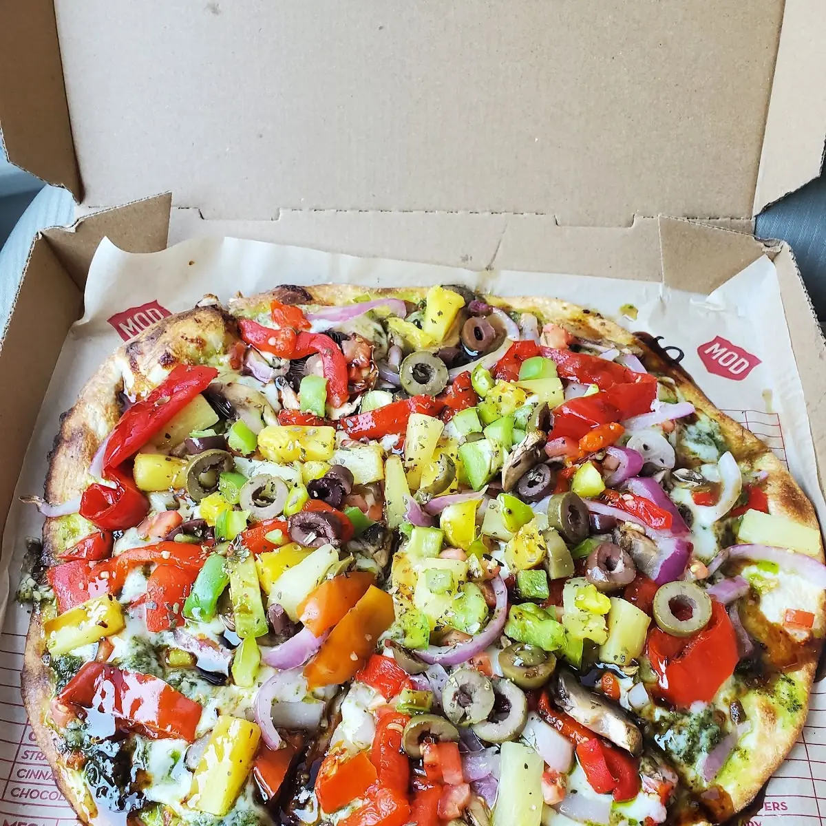 Veggie Pizza with Pesto Sauce