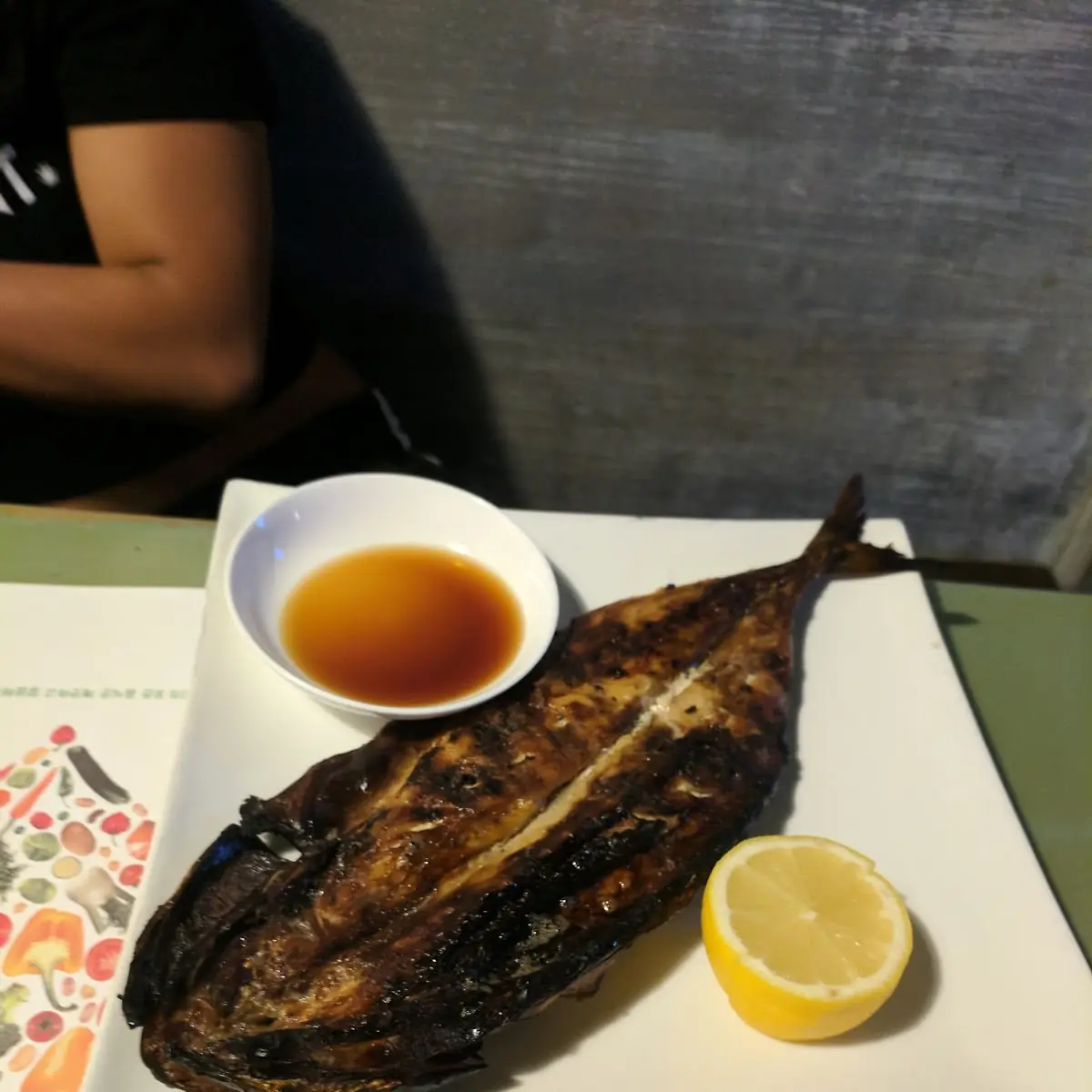 Whole Grilled Mackerel 고등어구이
