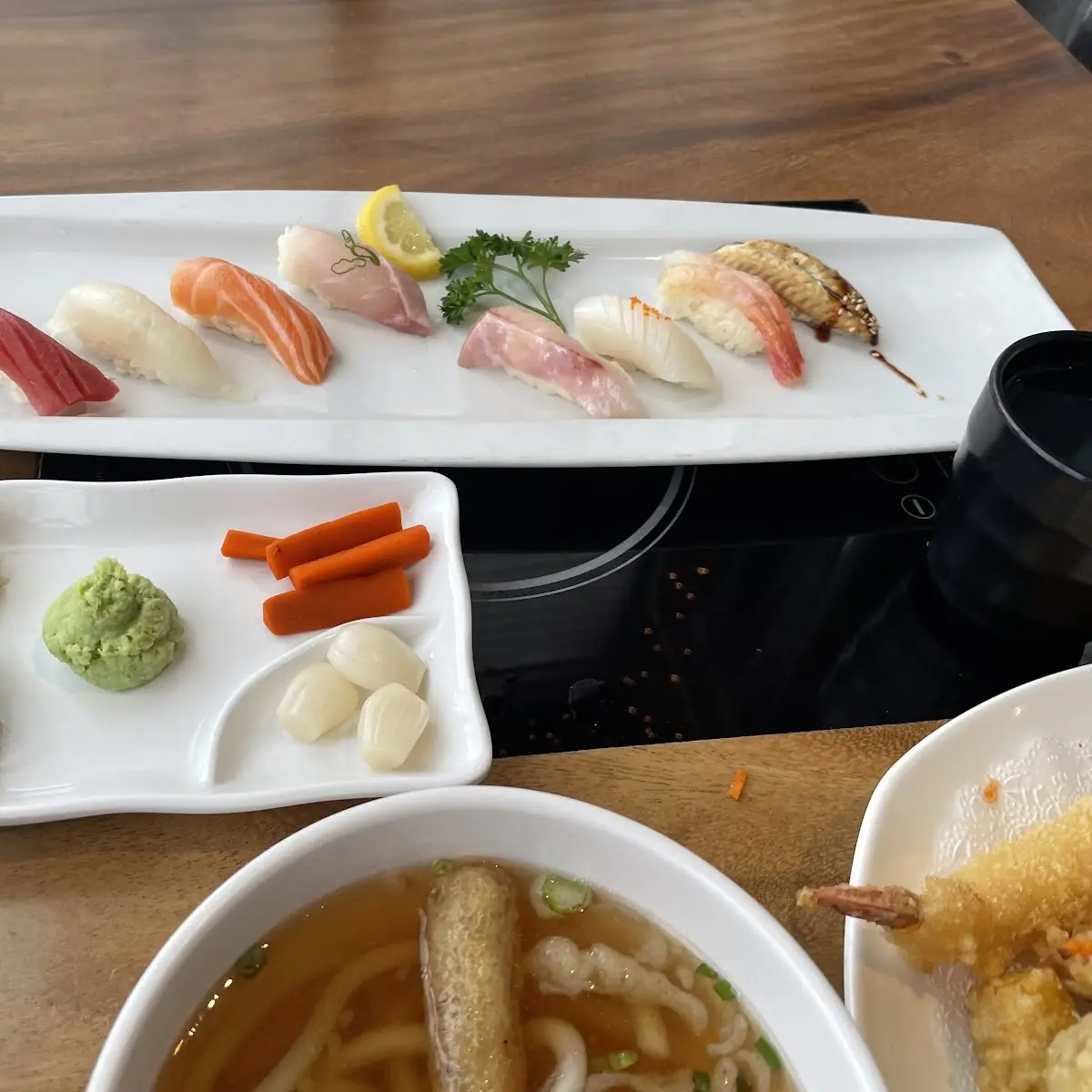 Assorted Shellfish Udon or Shrimp Tempura