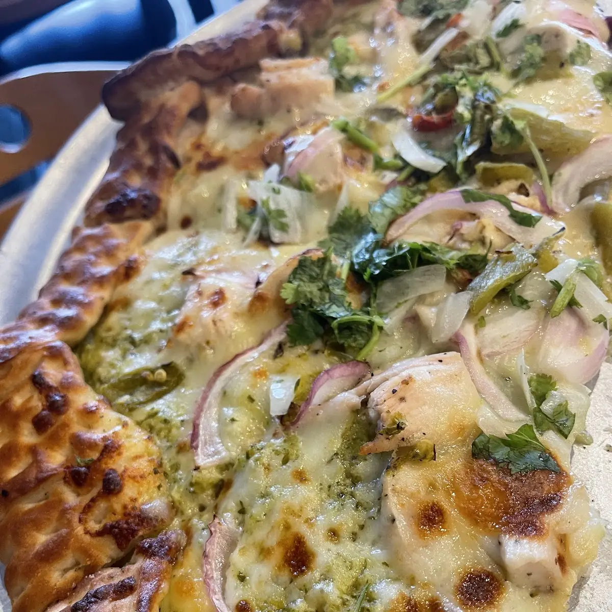 Green Chile Chicken Pizza